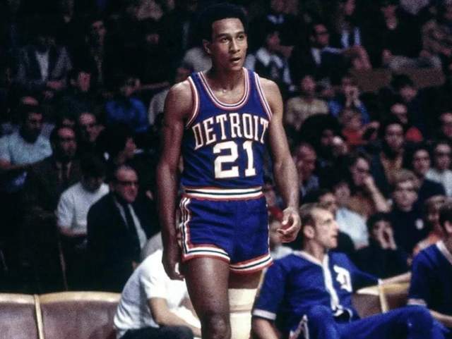 的挑战中更 的挑战中更