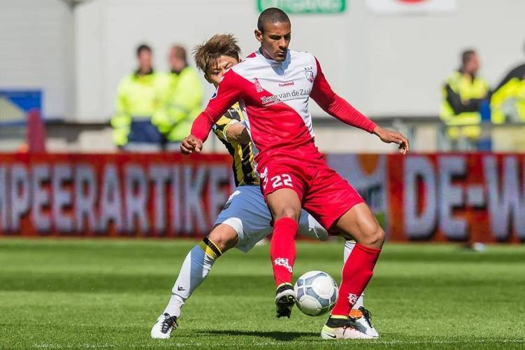 的自己骄傲 的自己骄傲