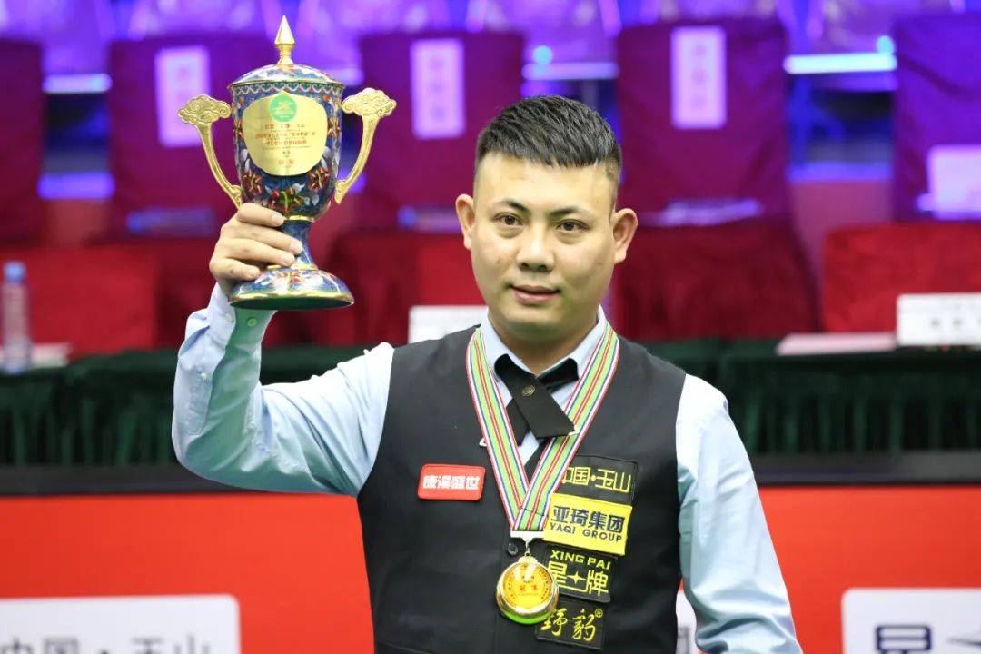 两队首发阵 两队首发阵